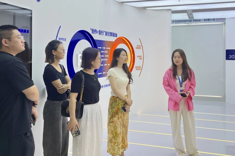 984a500bf7c750c7a3dfaa2e6aa25d48.jpg